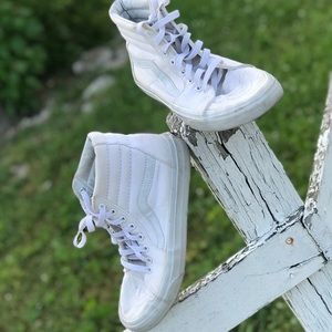 High Top Vans White Men’s size 8.5 Women’s 10